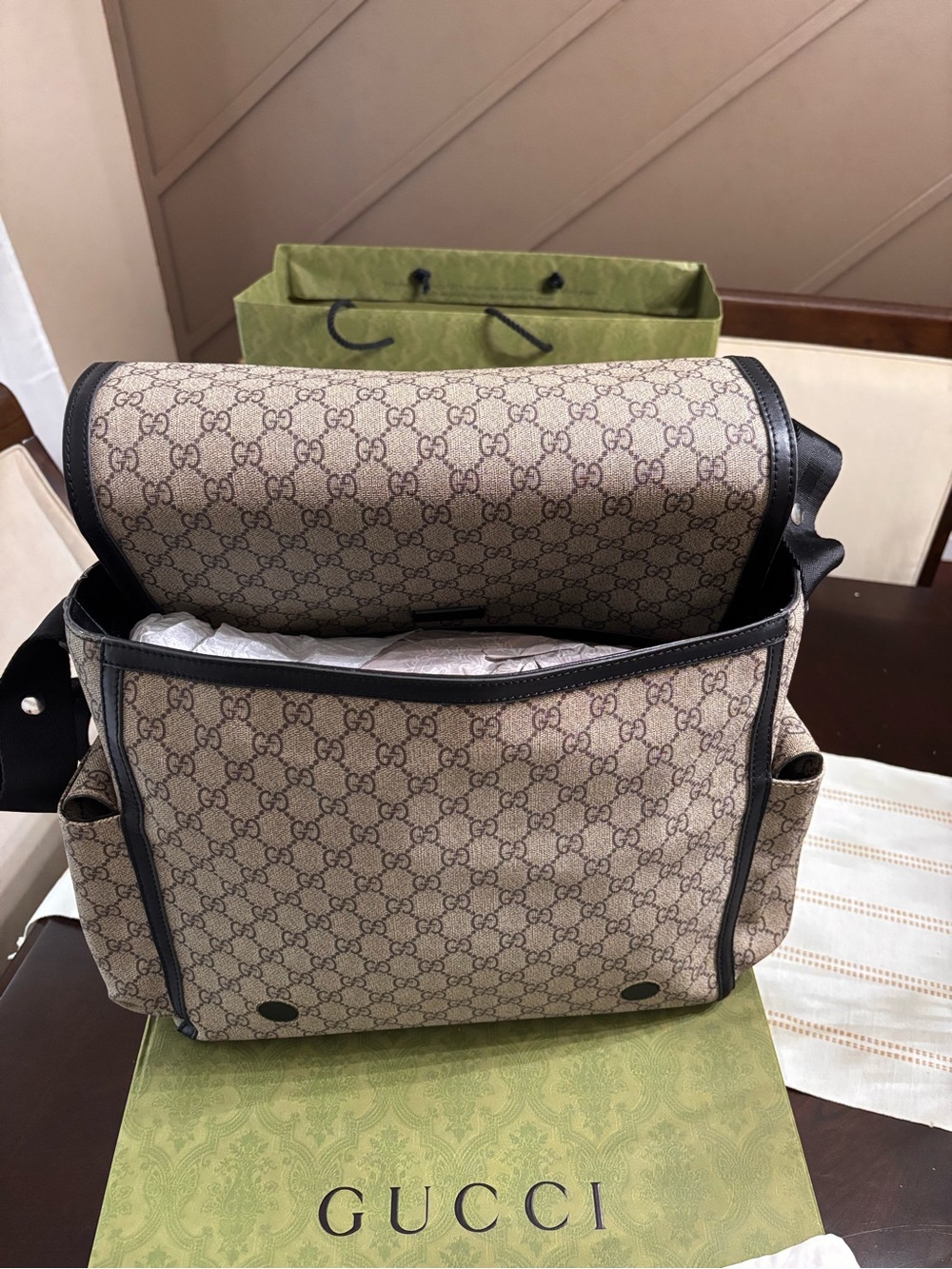 GUCCI GG SUPREME CANVAS LARGE